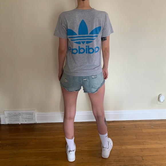 Adidas tee size small women’s - Picture 2 of 2
